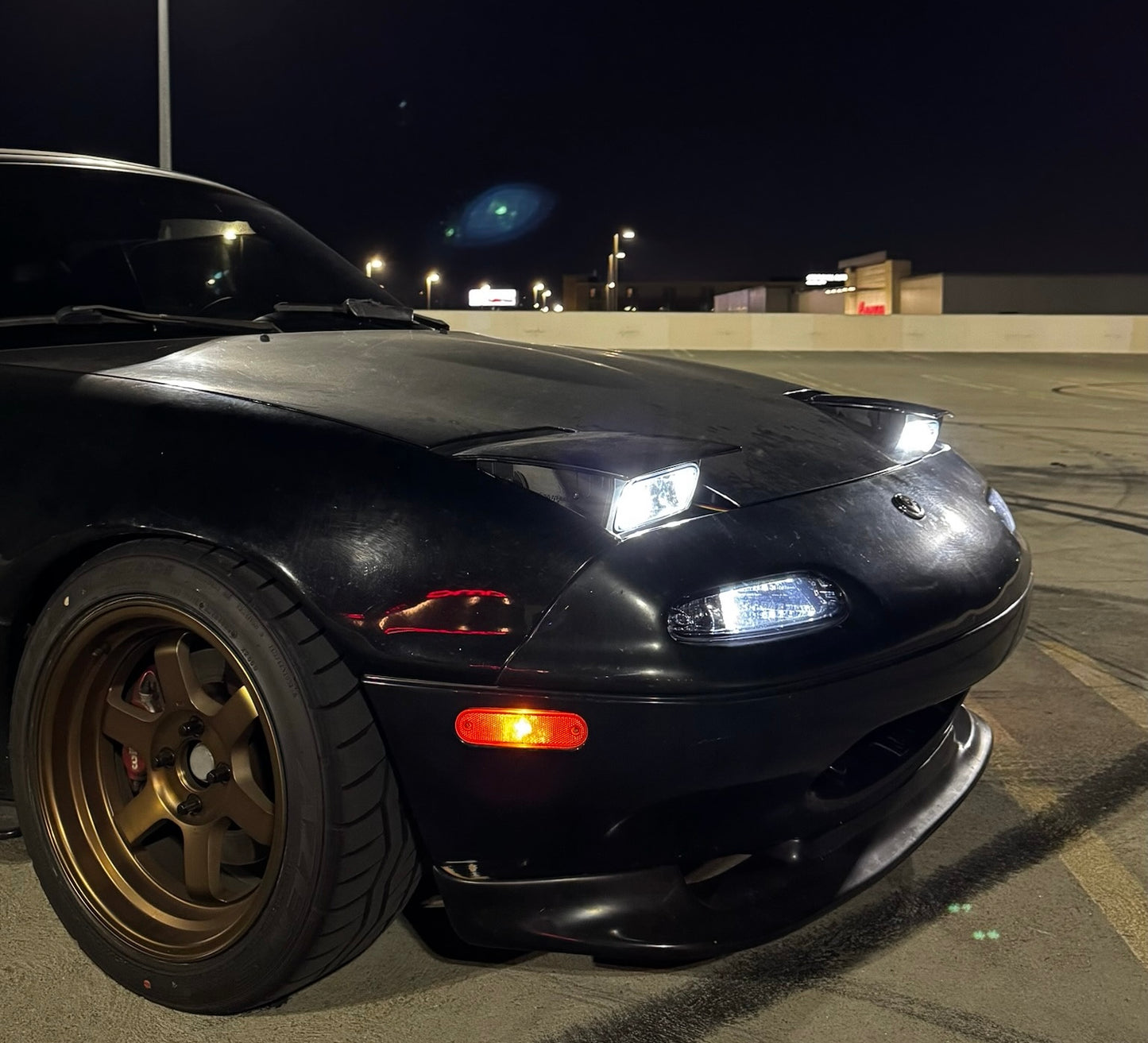 MIA Miata Sleepy Headlights
